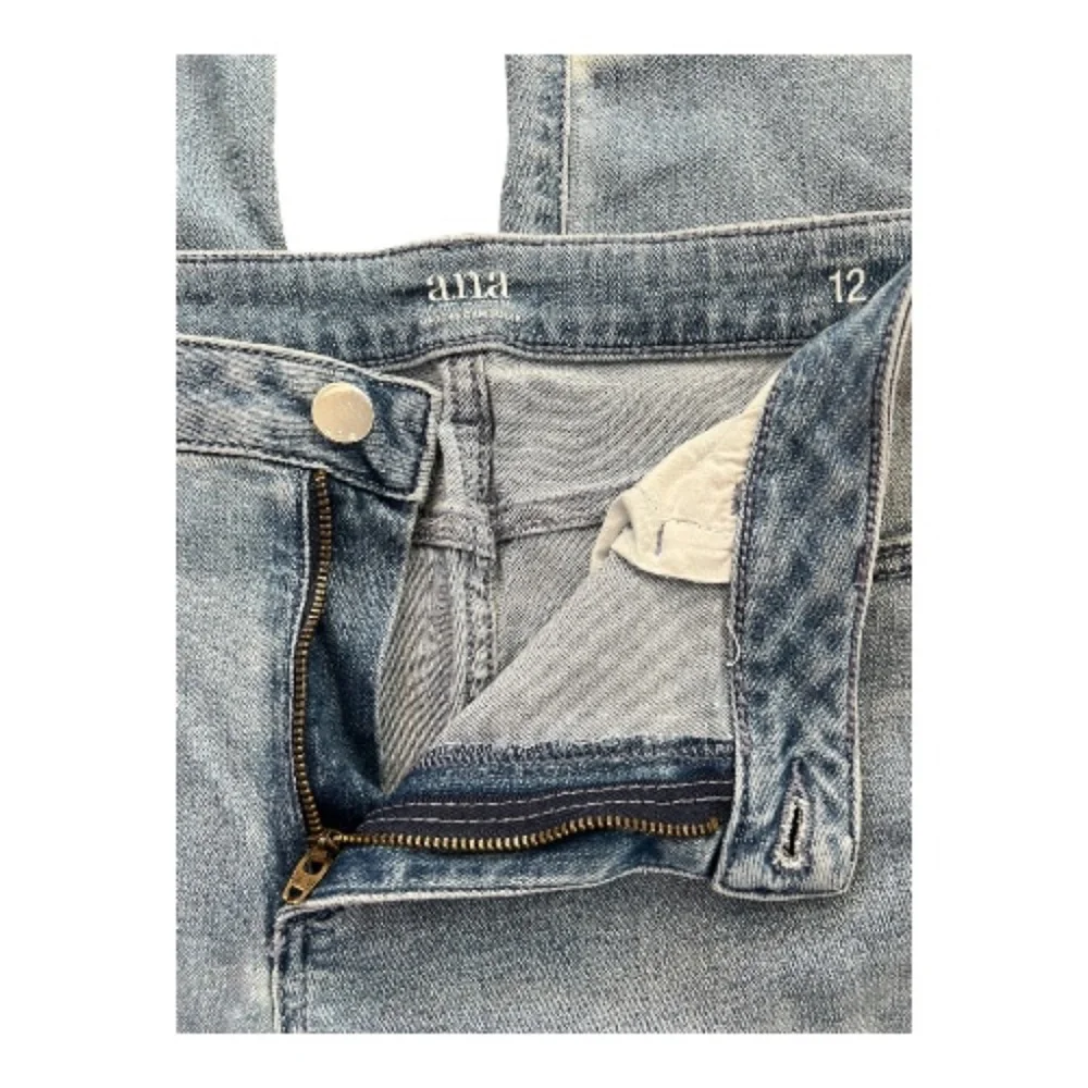 A.N.A Light Wash Two-Tone Raw Hem Jeggings – Size 12 - Picture 3 of 7